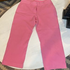 Lilly Pulitzer pink capri pants sz 8